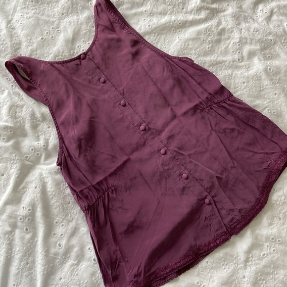 Ecoté Sleeveless Top (Size L) - Picture 4 of 5